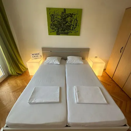 شقة Seven Kastel Stari *