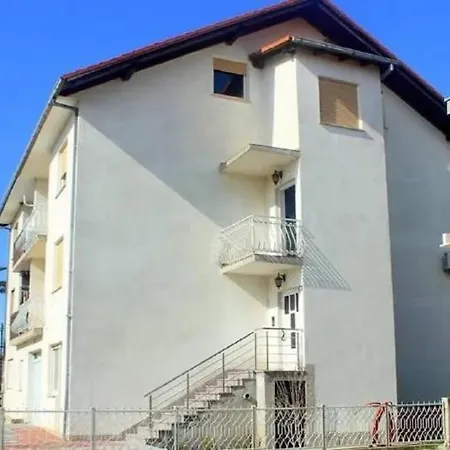 Seven Kastel Stari شقة *
